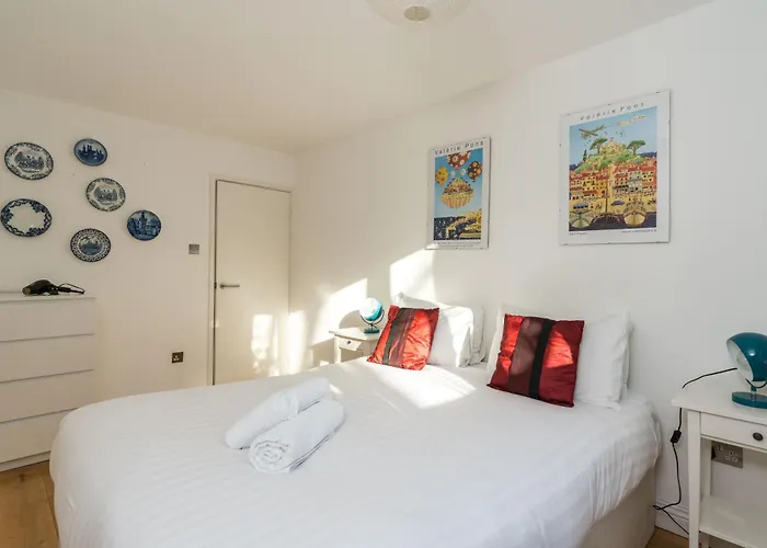 Super 1Bd Garden Flat Islington London